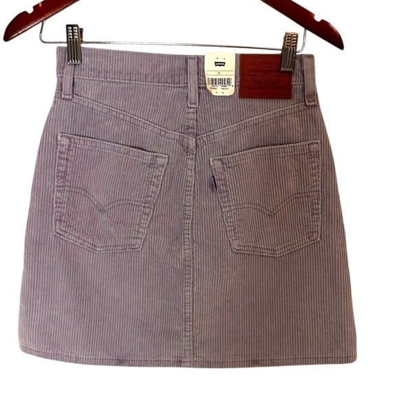 Levi's Buttonfront Corduroy Skirt- Purple Cord A-Line Mini Skirt- Size 25 - Picture 10 of 16
